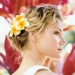Причёски Весна 2011 с заколками цветочной тематики